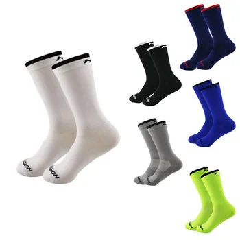 Нови футболни чорапи мъжки и дамски спортни чорапи неплъзгащи силиконово дъно футболни баскетболни чорапи